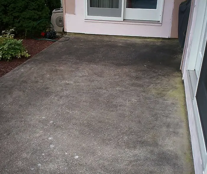 Concrete-Cleaning-BEFORE-ic-webp-2
