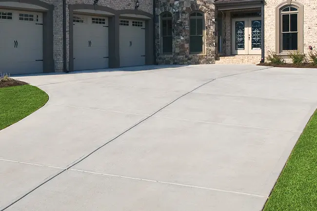 Driveway-Pressure-Washing-AFTER-ic-webp
