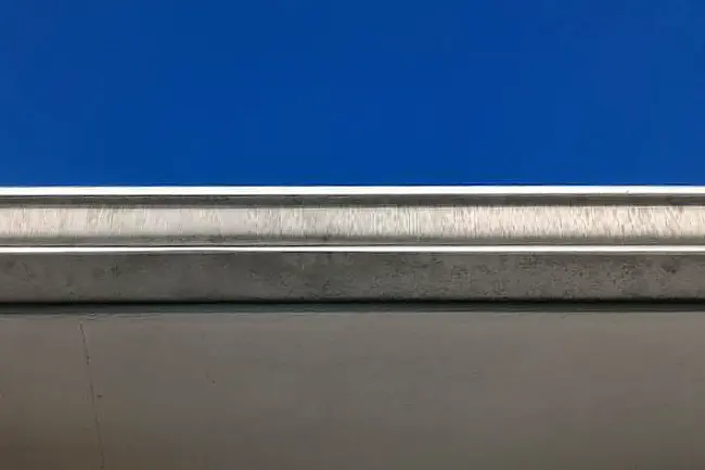 Gutter-Brightening-BEFORE-ic-webp